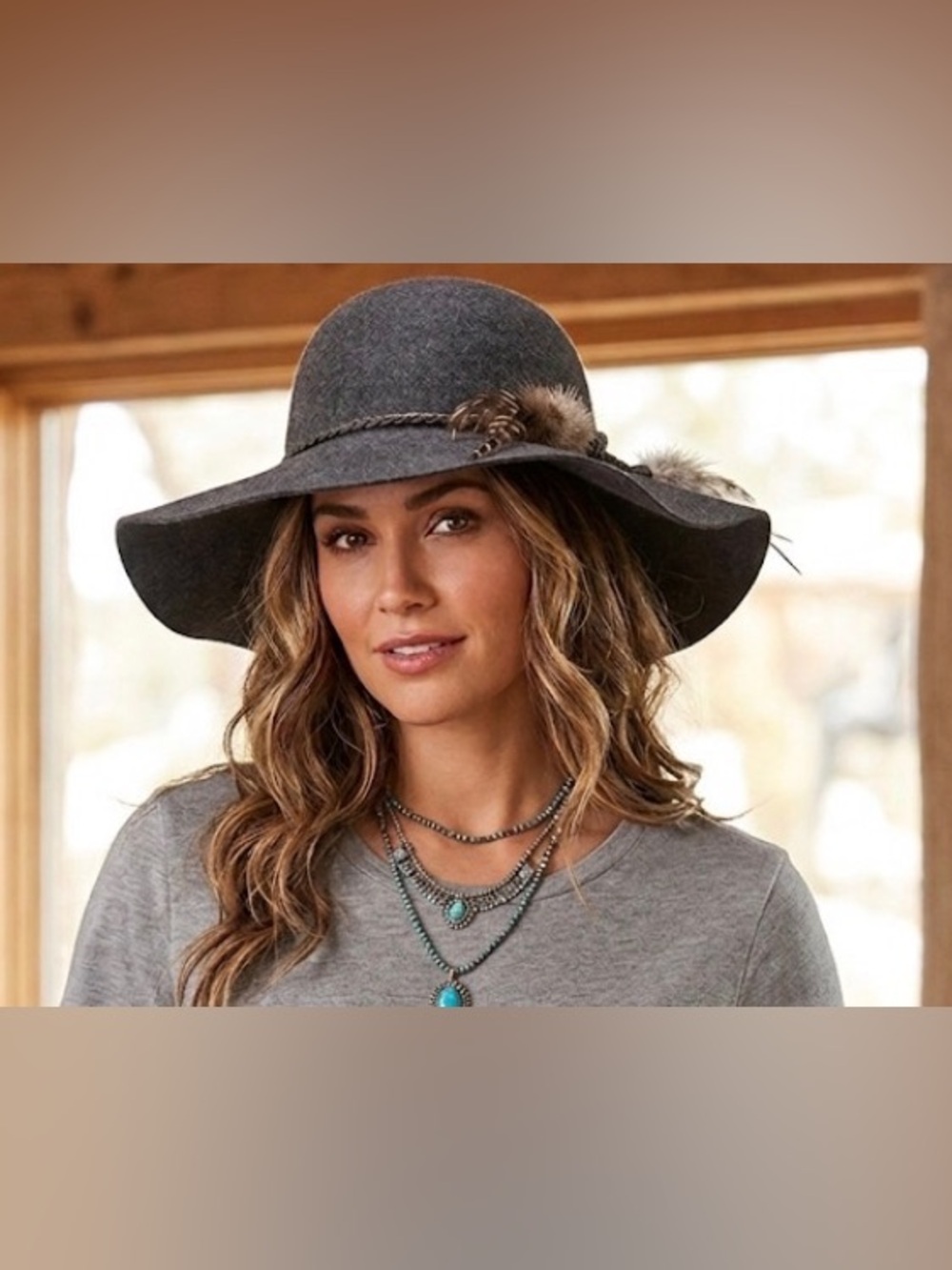 Feather detail high fashion hat